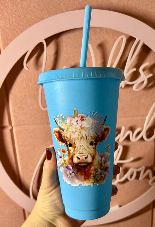 🐮 Highland Cow Floral Cold Cup – 24oz
