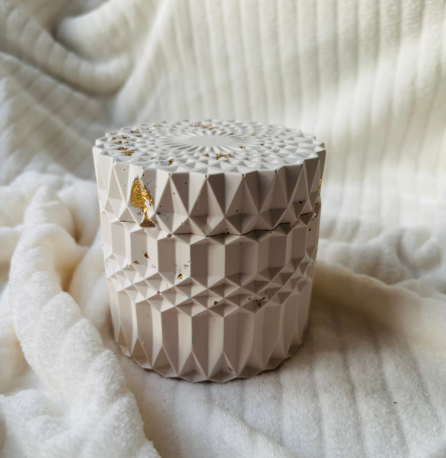 Luxury Handmade Soy Candle in Cream Eco-Resin Jar | Double Wick