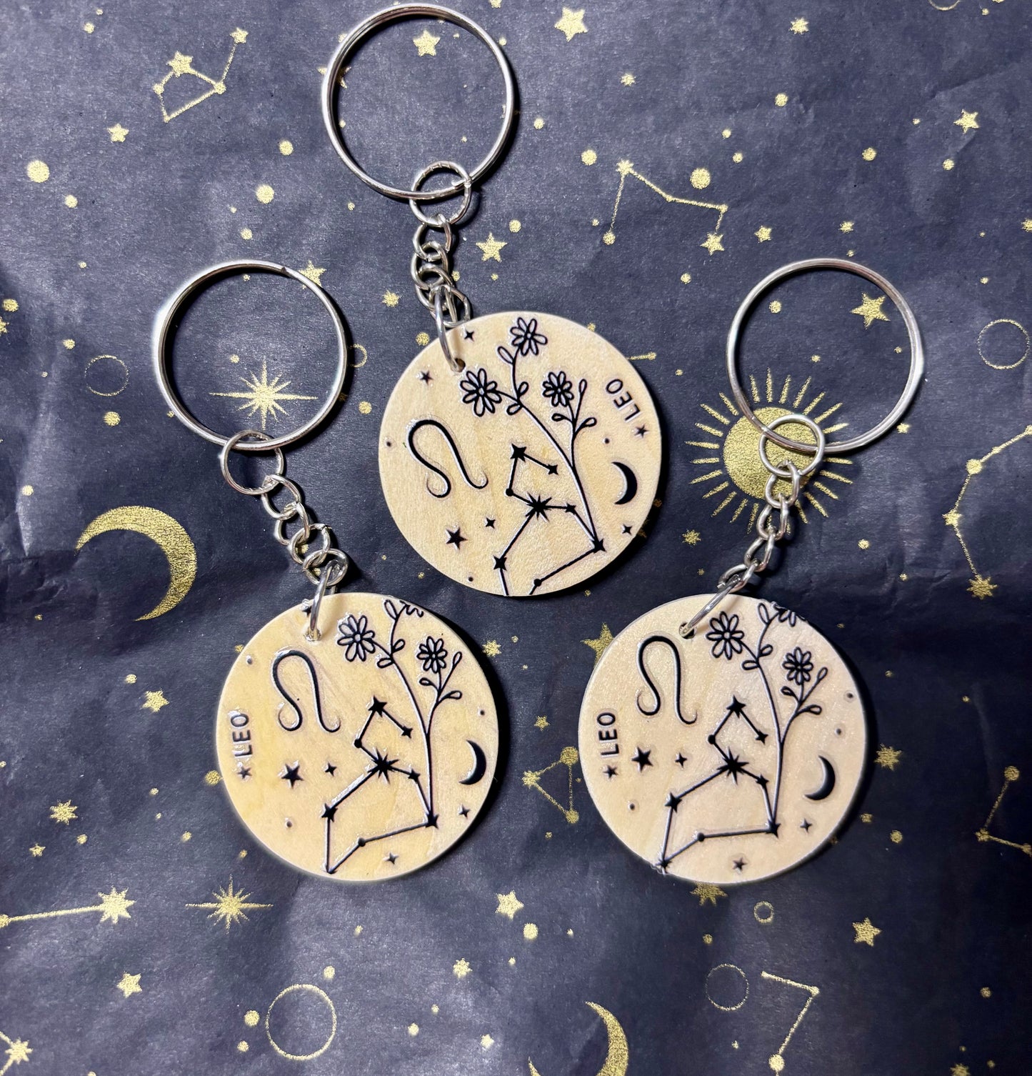 Leo Zodiac Constellation Keyring – Wooden Star Sign Keychain