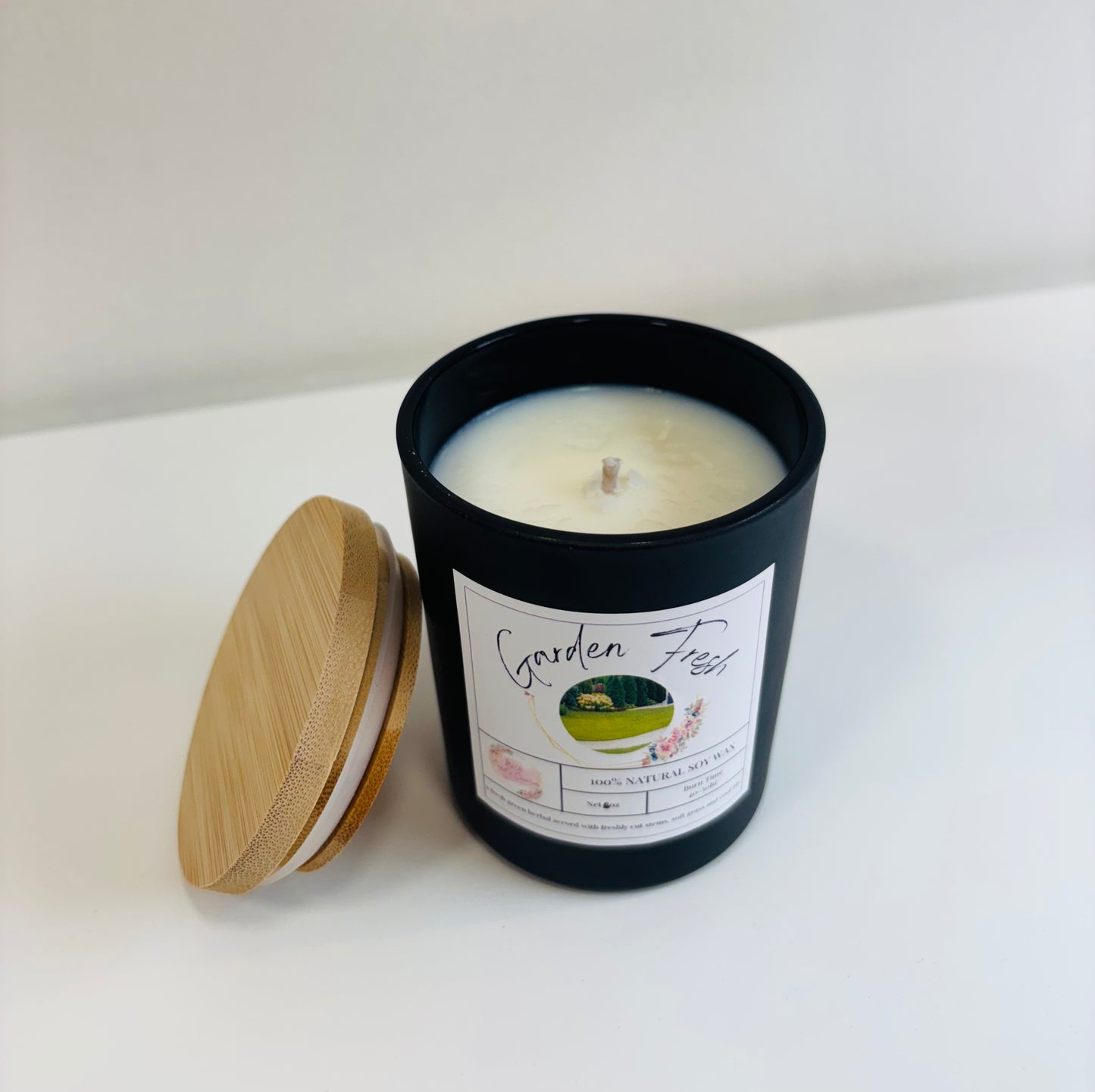 Garden Fresh Soy Candle | Black Jar with Bamboo Lid | Hand-Poured 6oz