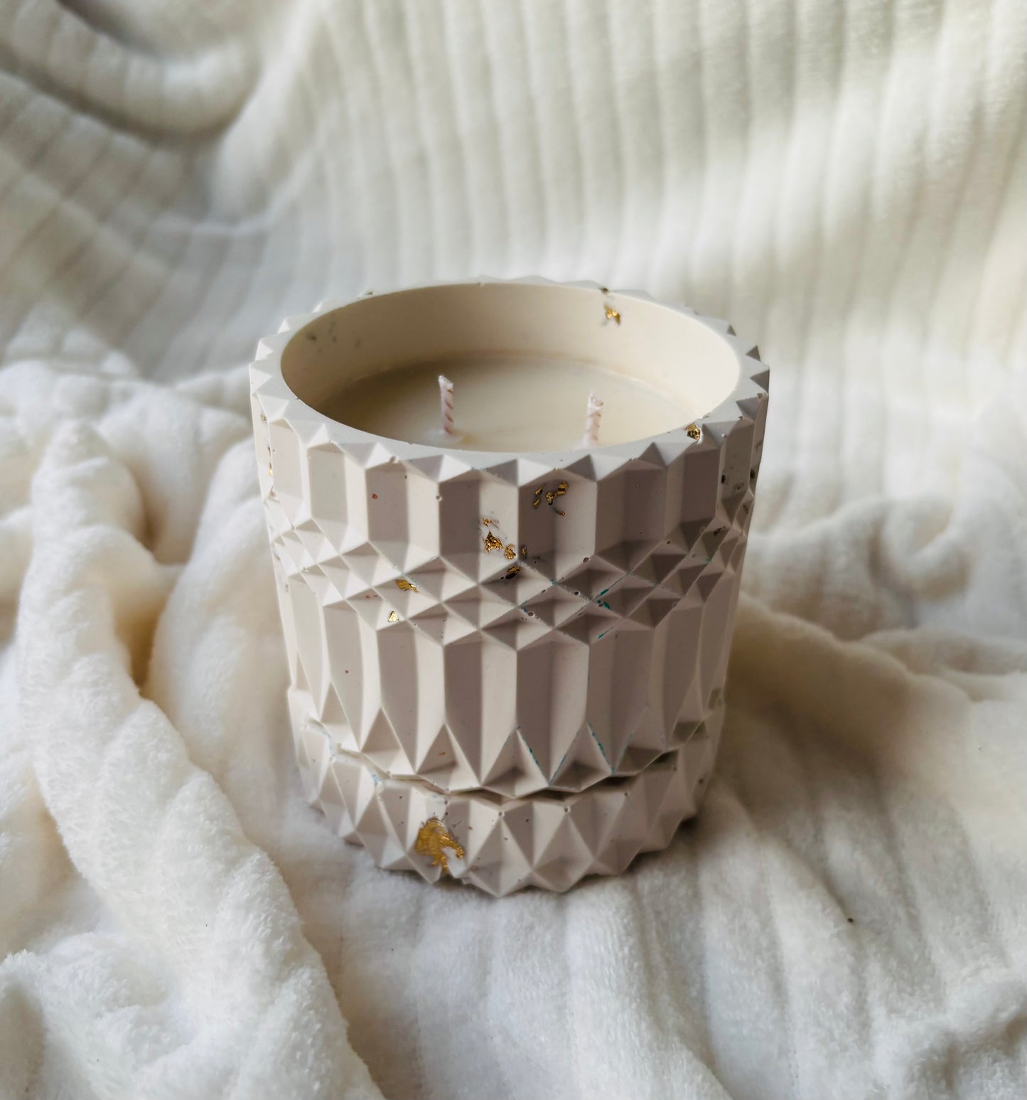Luxury Handmade Soy Candle in Cream Eco-Resin Jar | Double Wick