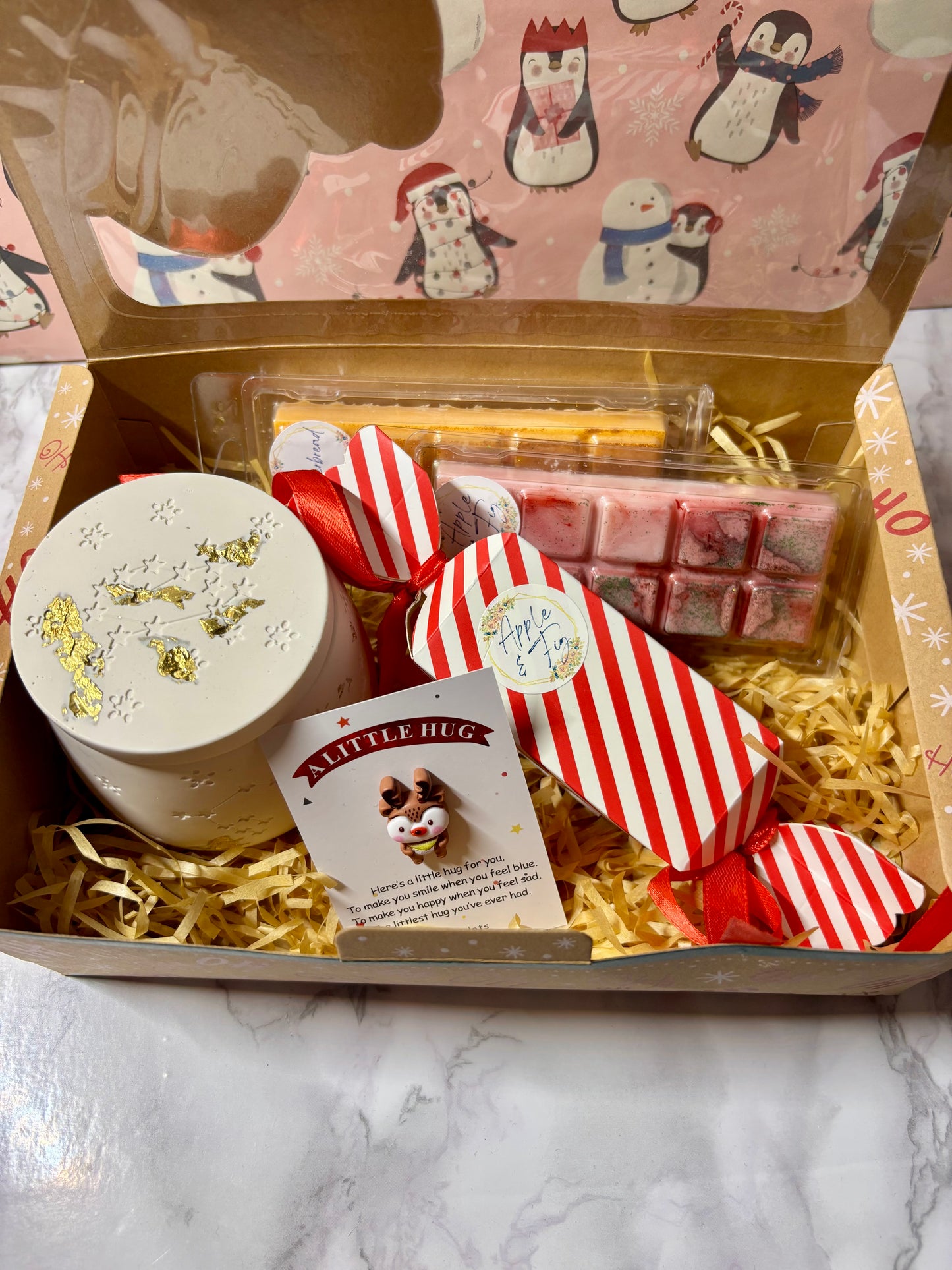 🎁 Christmas Gift Box – Handmade Candle & Wax Melt Gift Set