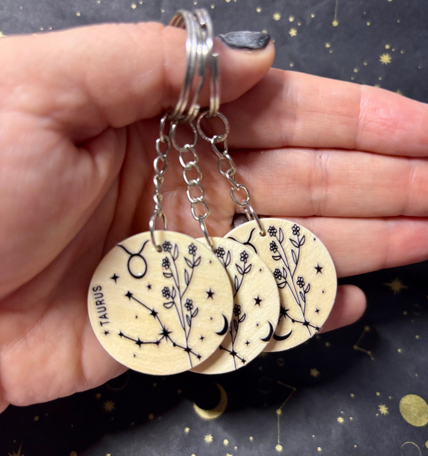 Taurus Zodiac Constellation Keyring – Wooden Star Sign Keychain