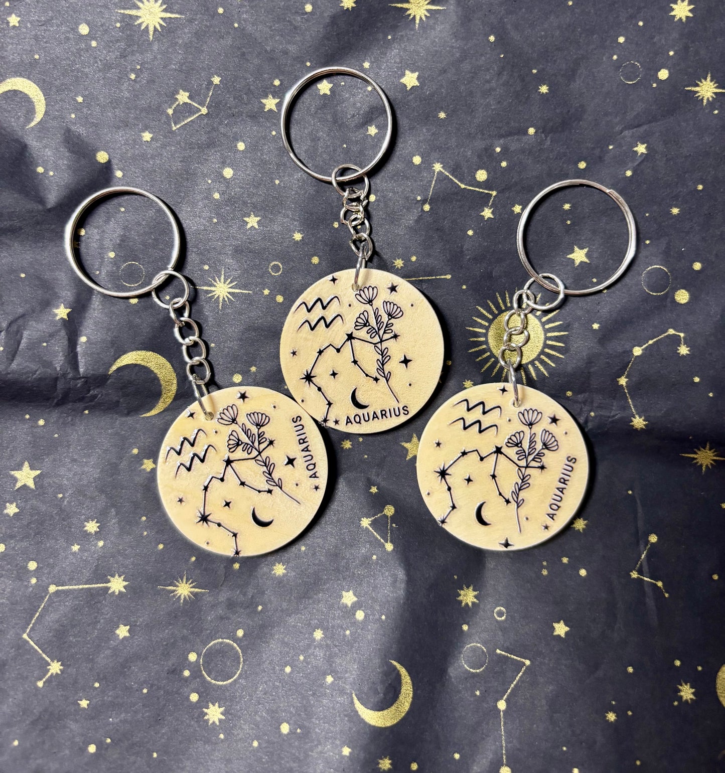 Aquarius Zodiac Constellation Keyring – Wooden Star Sign Keychain