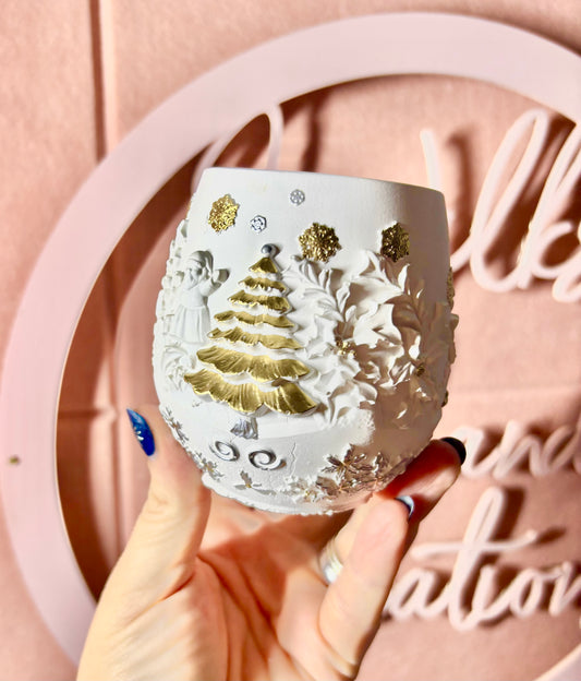 ✨ Christmas Scene Candle Pot – Hand-Poured Soy Candle (Limited Edition)