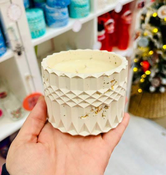 Cream & Gold Candle Jar – Handmade 7oz Soy Wax Candle